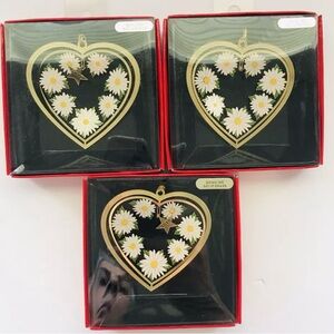 National Treasures 2010 Solid Brass Christmas Ornament Heart Shape/White Flowers